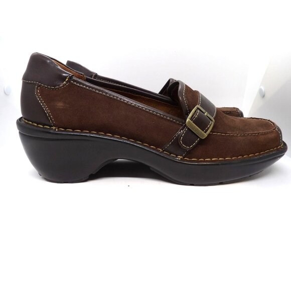St. Johns Bay Women's Brown Swede Slip On Shoe 10W NEW - Picture 6 of 8